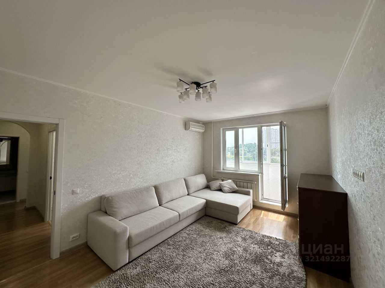 2-комнатная квартира, 50,2 м² — фотография 2