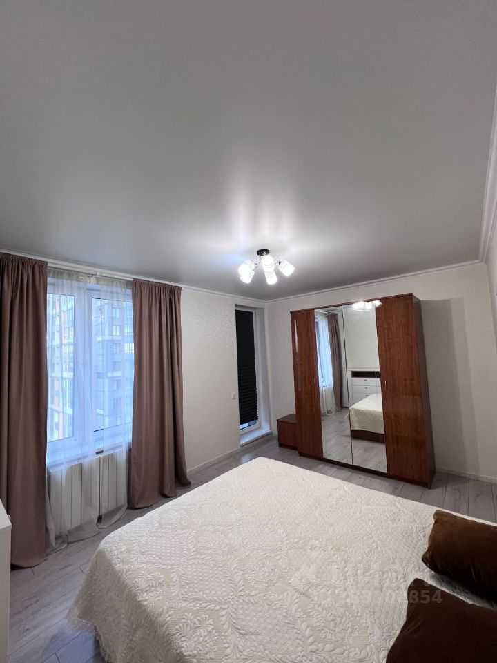 2-комнатная квартира, 63,7 м² — фотография 3