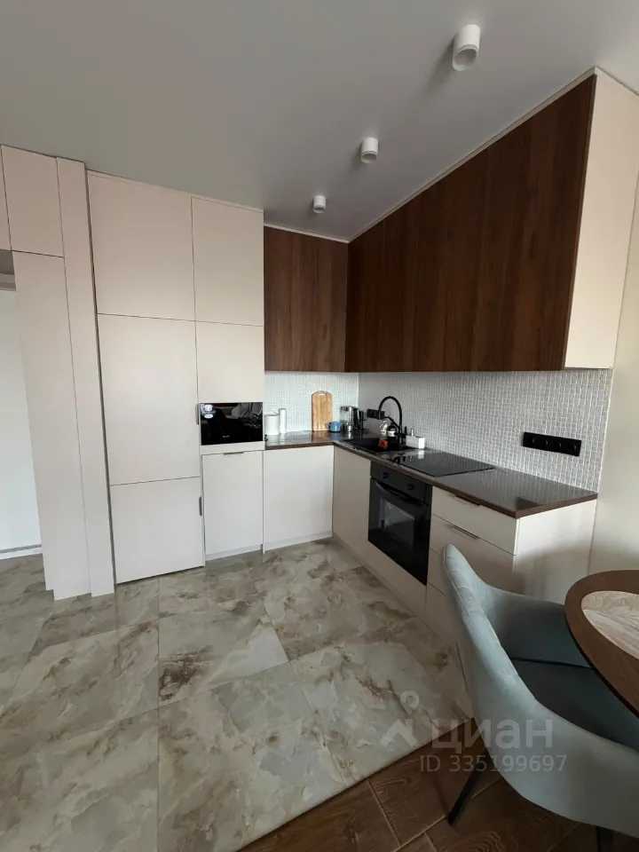 1-комнатная квартира, 46,4 м² — фотография 2