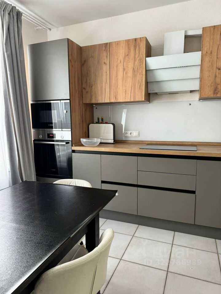 2-комнатная квартира, 65 м² — фотография 2