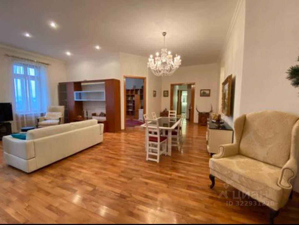 4-комнатная квартира, 135 м² — фотография 3