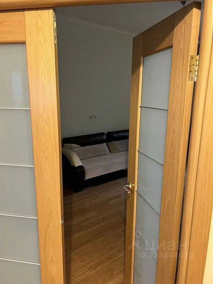 2-комнатная квартира, 74 м² — фотография 3