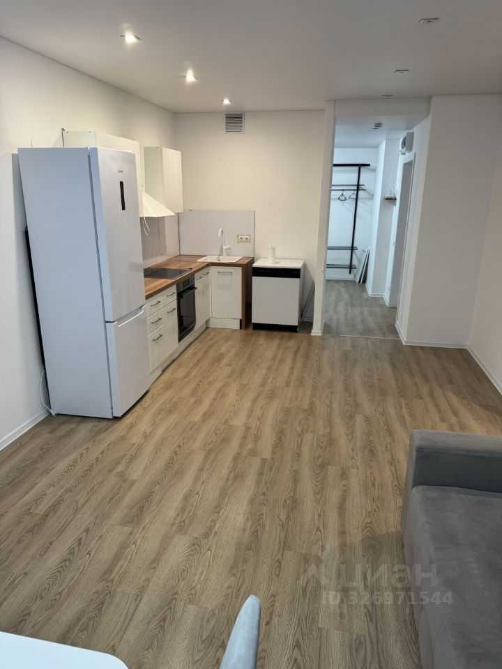 4-комнатная квартира, 77,4 м² — фотография 2