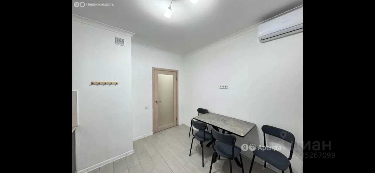 2-комнатная квартира, 56 м² — фотография 2
