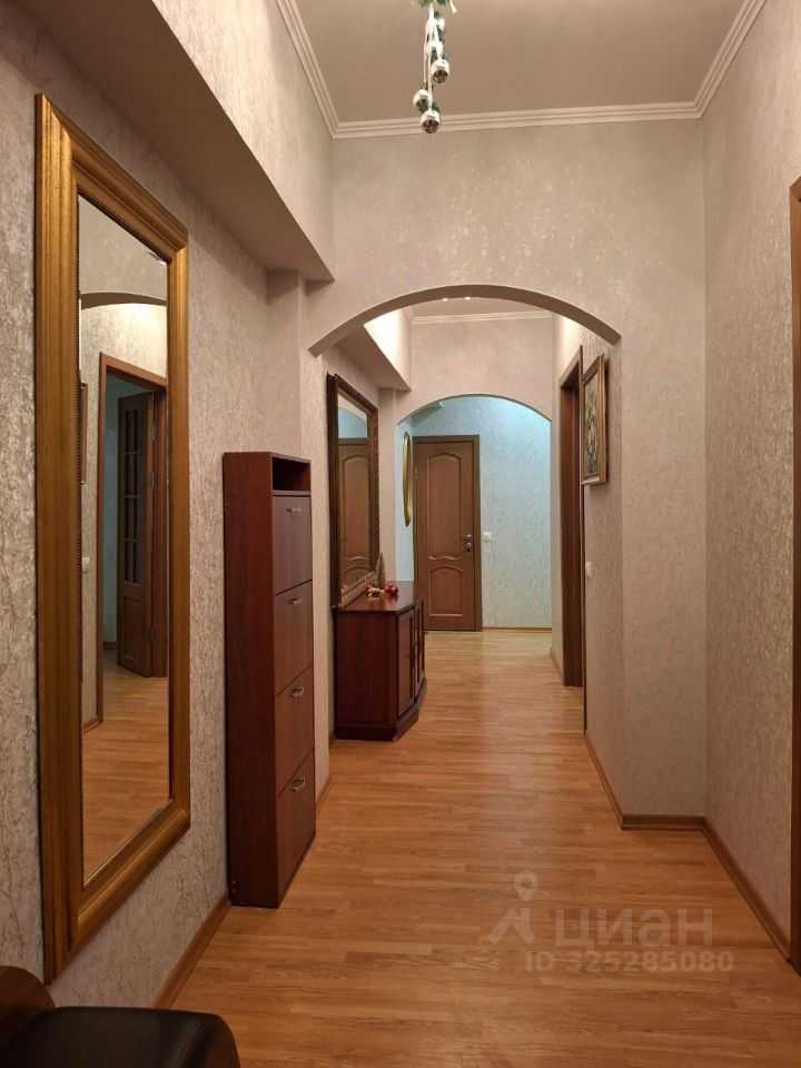 2-комнатная квартира, 69 м² — фотография 2