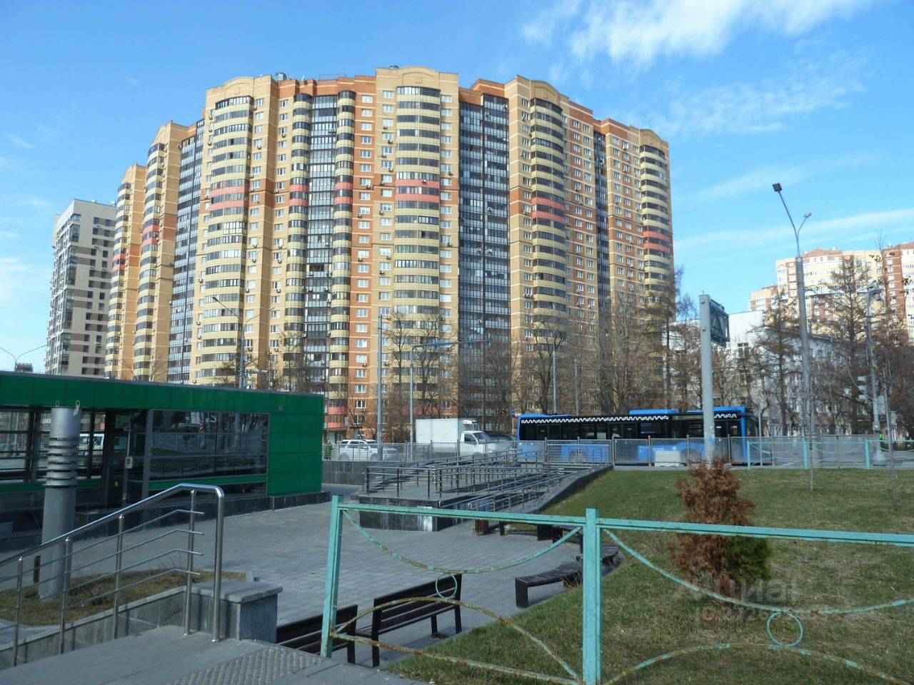 1-комнатная квартира, 42 м² — фотография 2