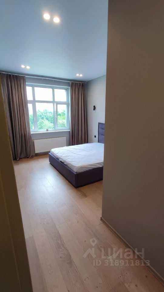 2-комнатная квартира, 74 м² — фотография 3