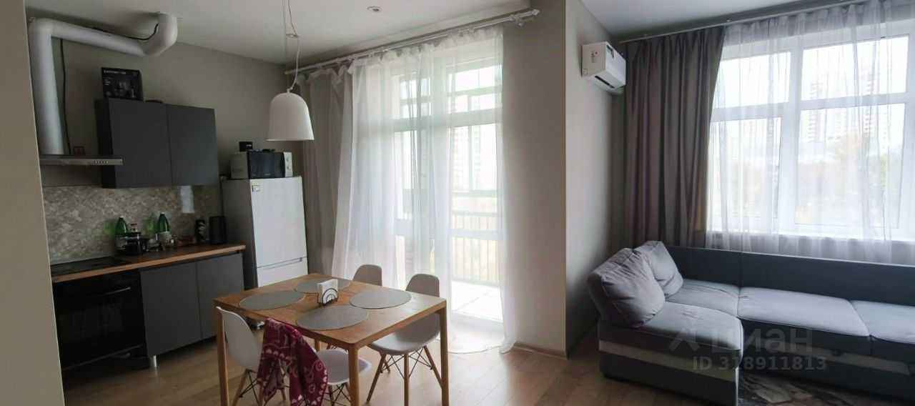 2-комнатная квартира, 74 м² — фотография 2