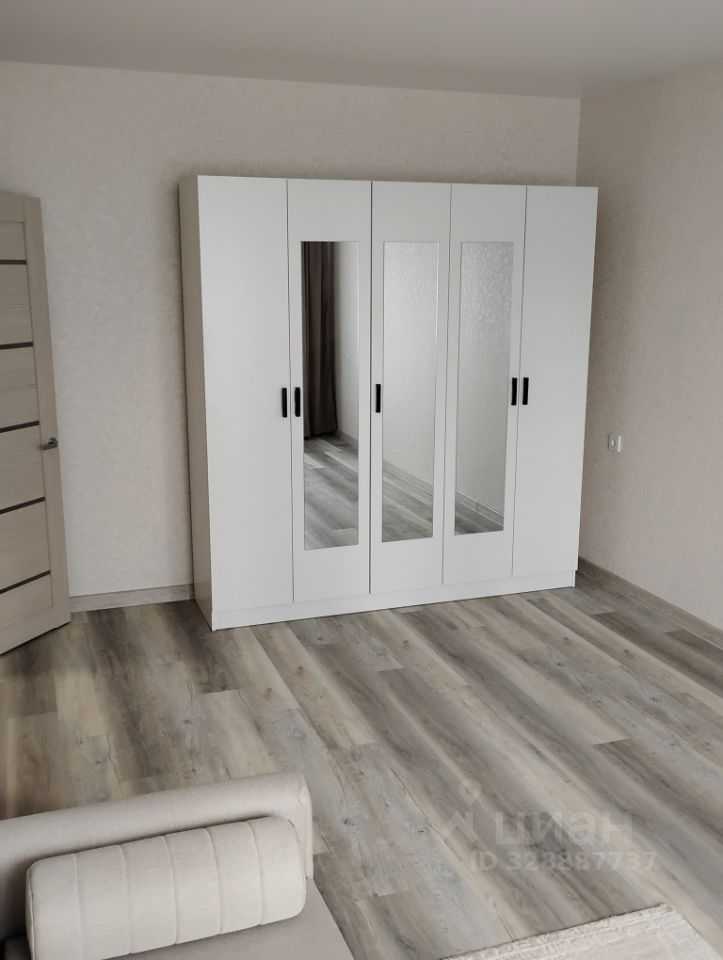 1-комнатная квартира, 37,9 м² — фотография 2