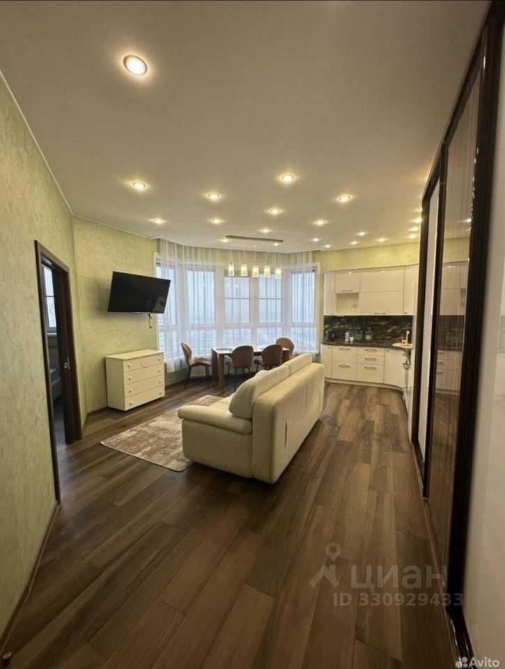 2-комнатная квартира, 56 м² — фотография 2