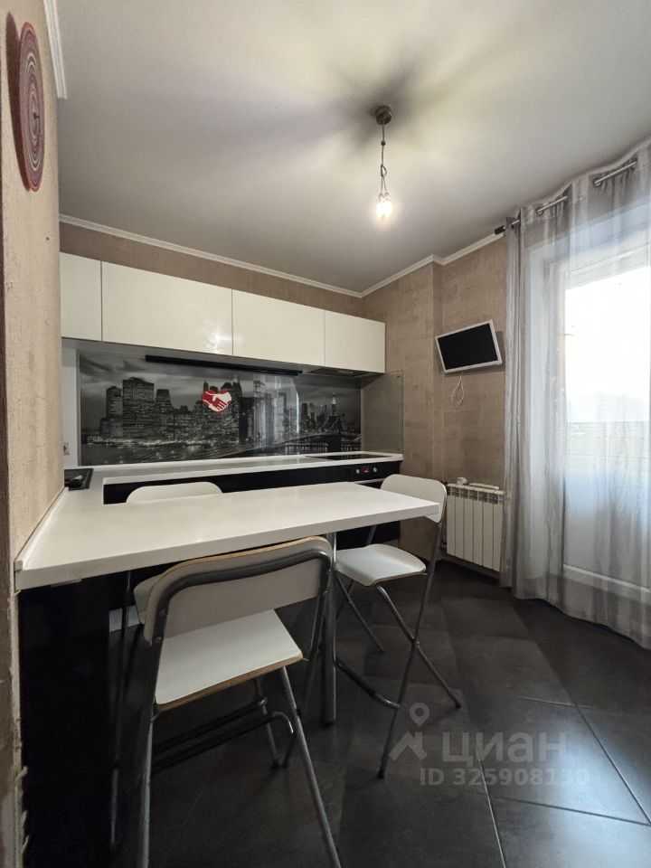 3-комнатная квартира, 80 м² — фотография 2