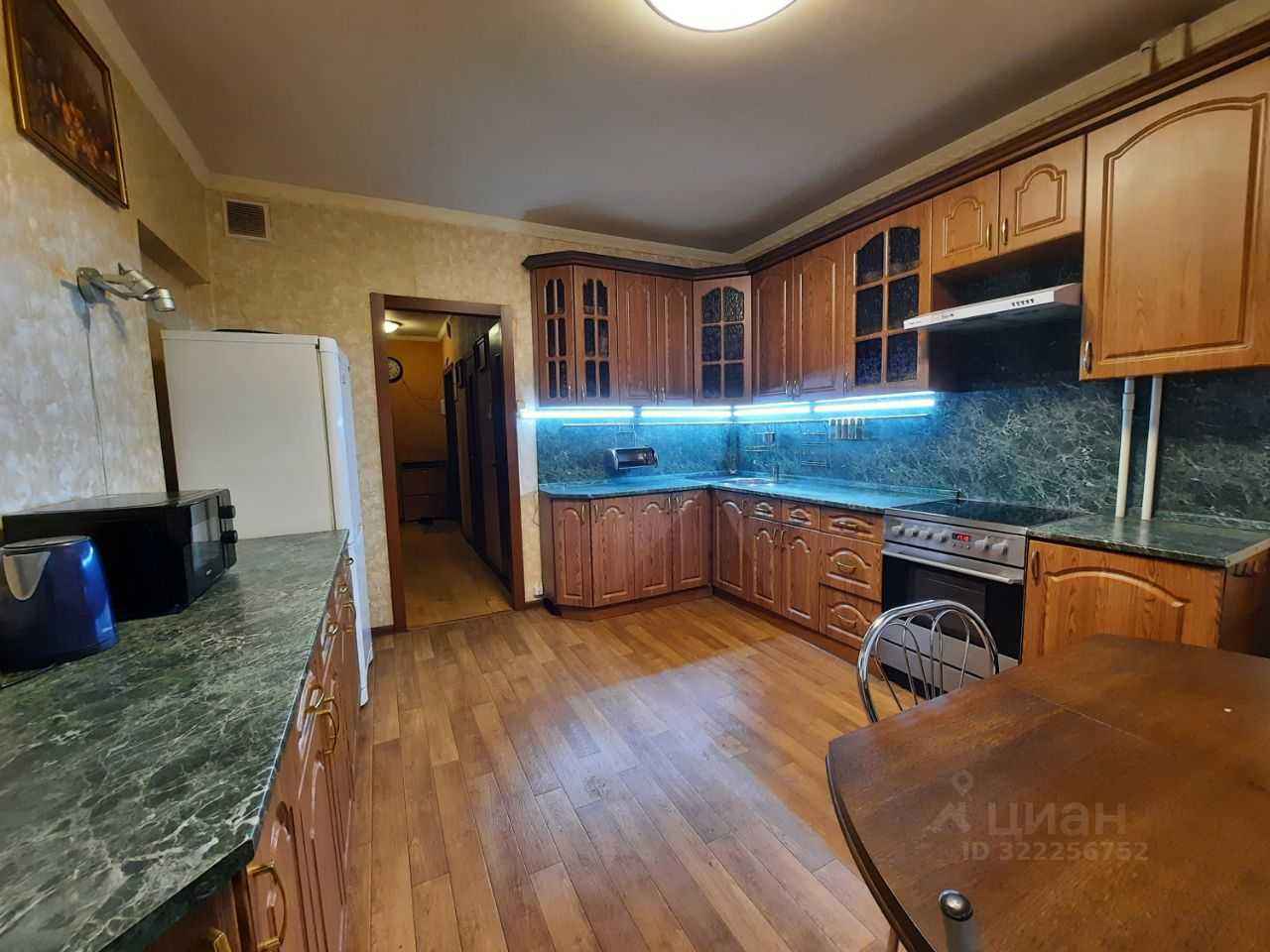 3-комнатная квартира, 80 м² — фотография 3
