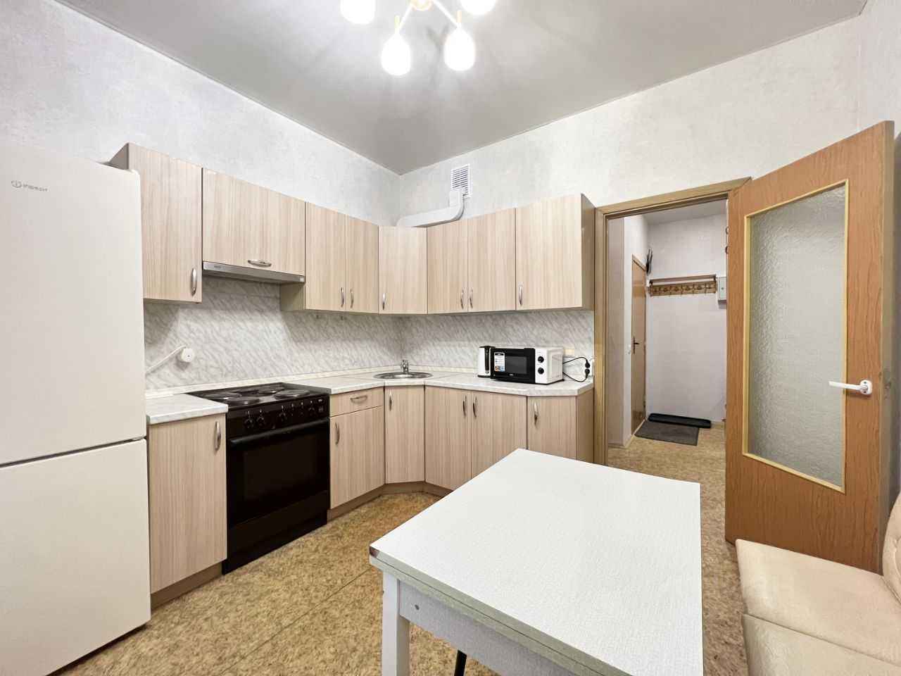 2-комнатная квартира, 57 м² — фотография 3