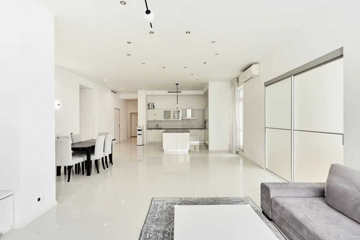 4-комнатная квартира, 165 м²