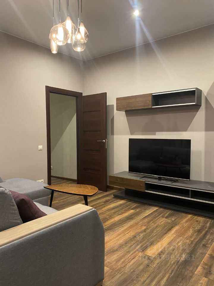 2-комнатная квартира, 69 м² — фотография 3