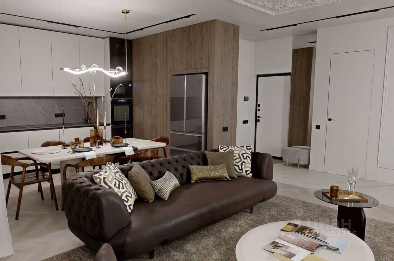4-комнатная квартира, 136 м² — фотография 3