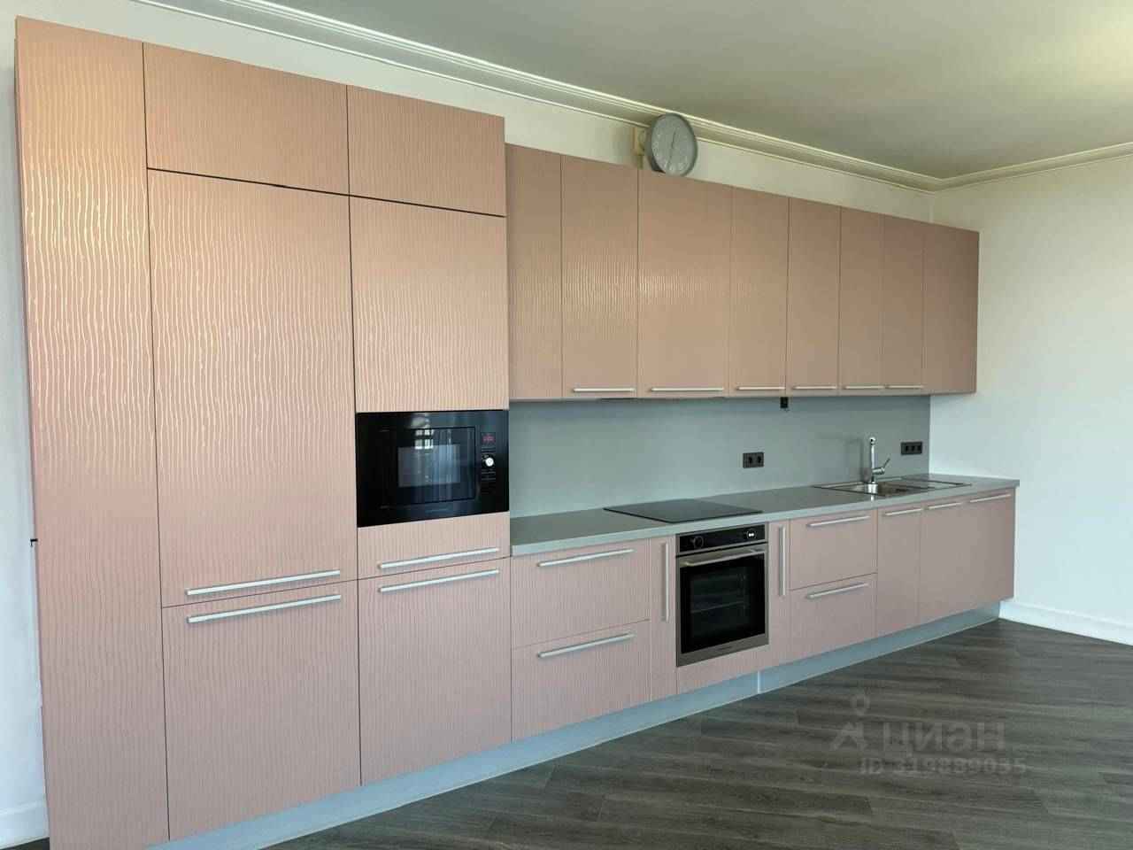 4-комнатная квартира, 140 м² — фотография 2