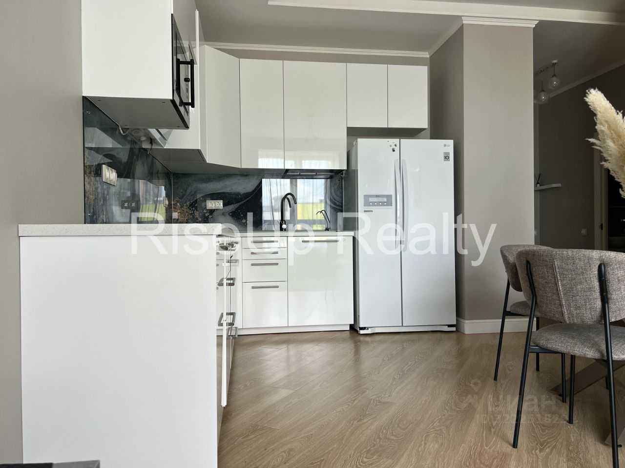 2-комнатная квартира, 60 м² — фотография 2