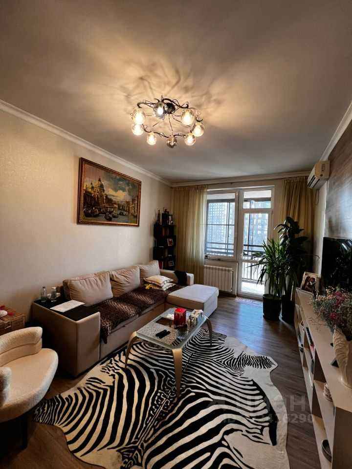 2-комнатная квартира, 70 м² — фотография 2