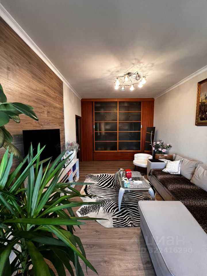 2-комнатная квартира, 70 м² — фотография 3