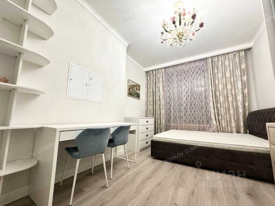4-комнатная квартира, 122 м² — фотография 2