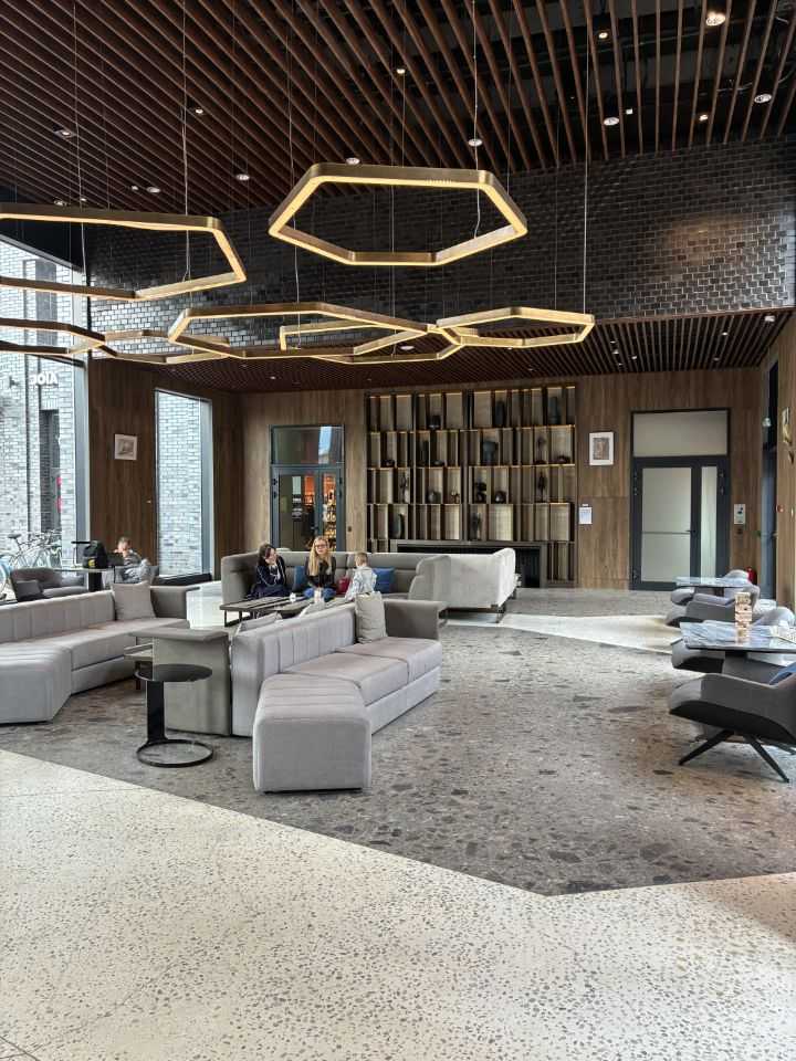 1-комнатная квартира, 47 м² — фотография 2