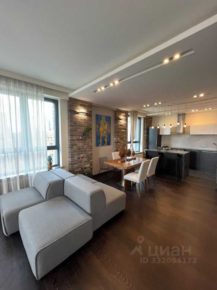 2-комнатная квартира, 103 м² — фотография 3