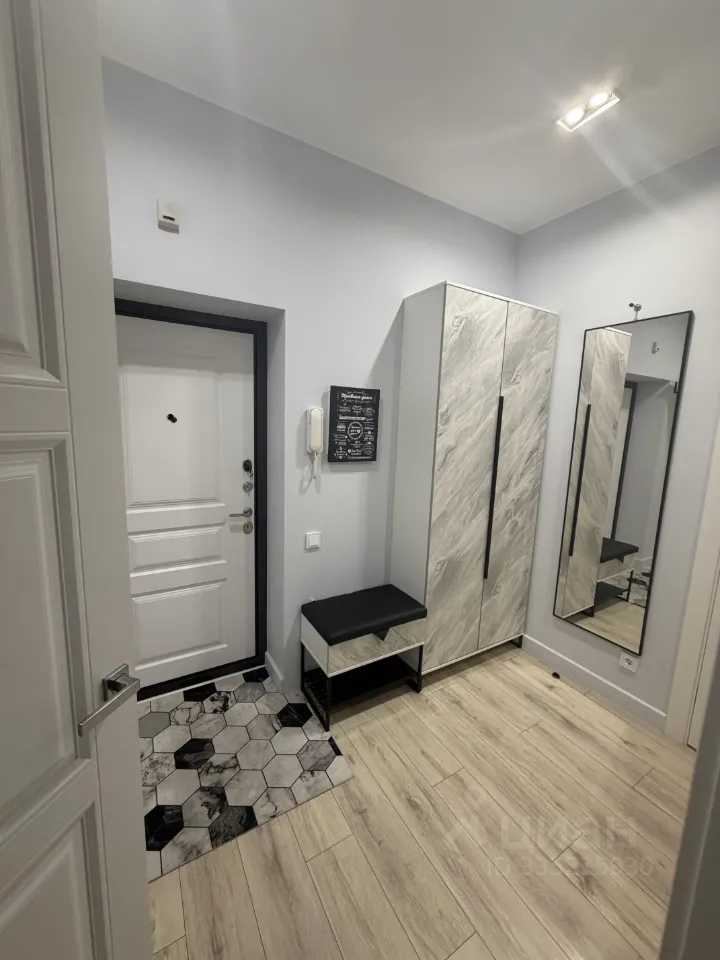 1-комнатная квартира, 42 м² — фотография 2