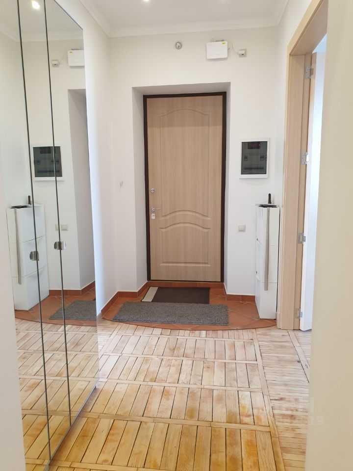 4-комнатная квартира, 104 м² — фотография 2