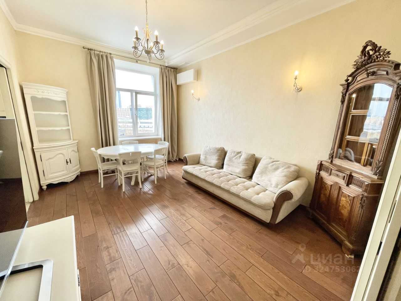 4-комнатная квартира, 105 м² — фотография 2