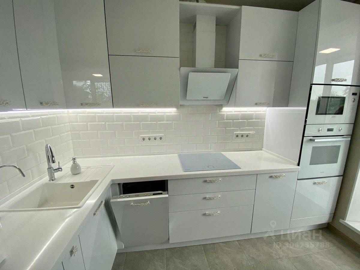 1-комнатная квартира, 46 м² — фотография 3