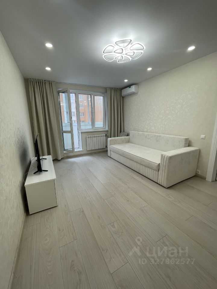 1-комнатная квартира, 38 м² — фотография 2