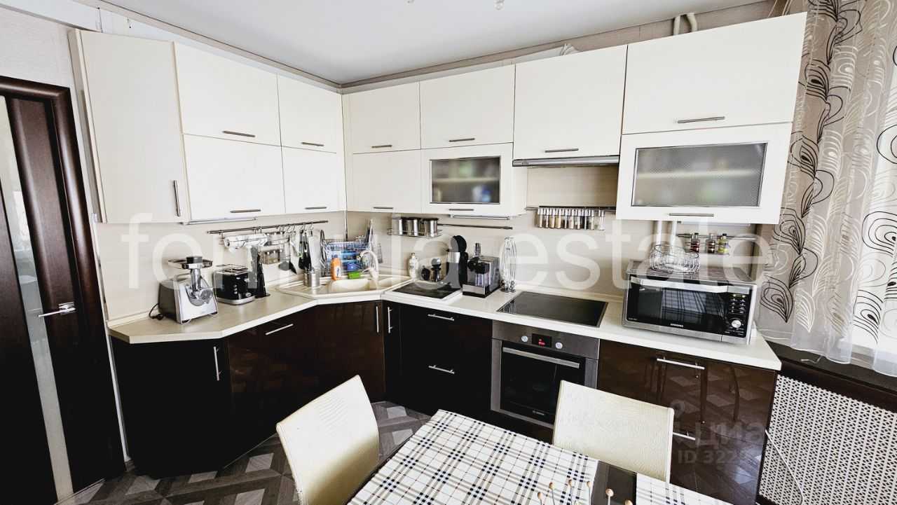 3-комнатная квартира, 76 м² — фотография 2