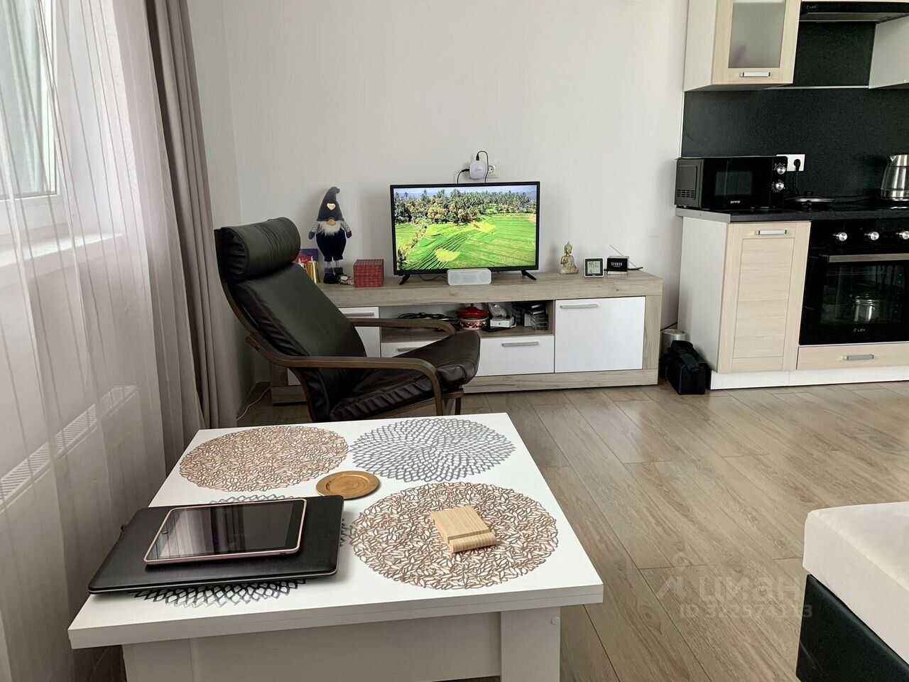 2-комнатная квартира, 55 м² — фотография 2