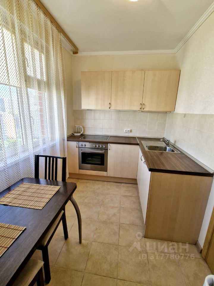 1-комнатная квартира, 38 м² — фотография 3