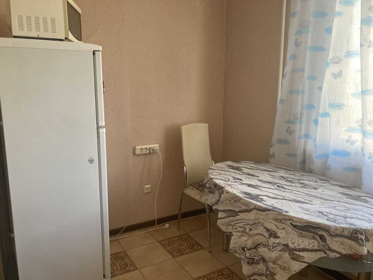 1-комнатная квартира, 37,1 м² — фотография 2