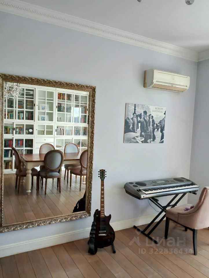 4-комнатная квартира, 137 м² — фотография 2