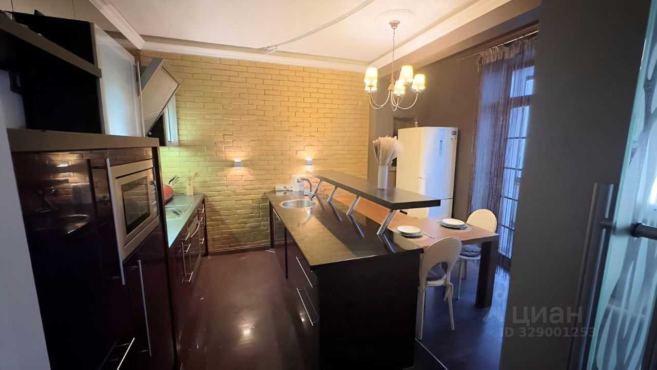 2-комнатная квартира, 82 м² — фотография 3