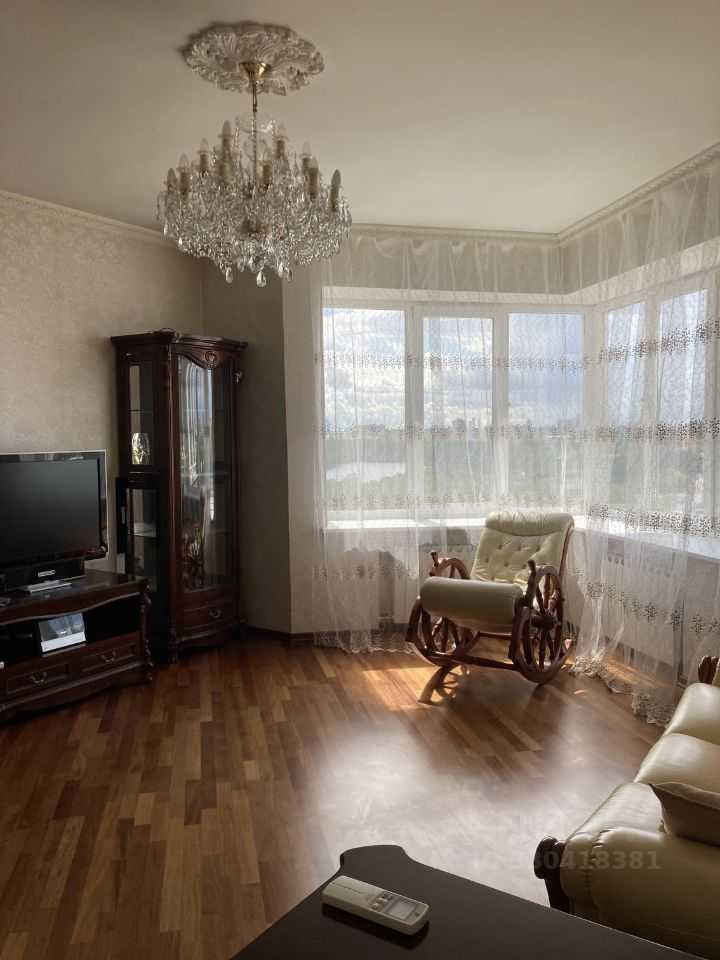 2-комнатная квартира, 84 м² — фотография 2