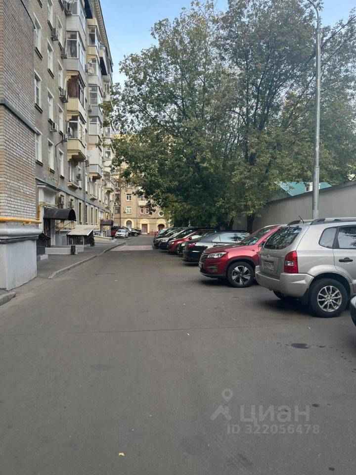 4-комнатная квартира, 102 м² — фотография 3