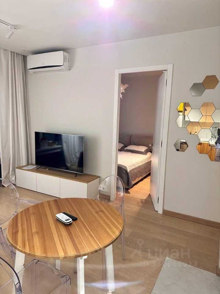 2-комнатная квартира, 42 м² — фотография 3