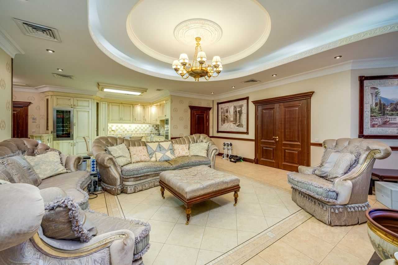 4-комнатная квартира, 172 м²