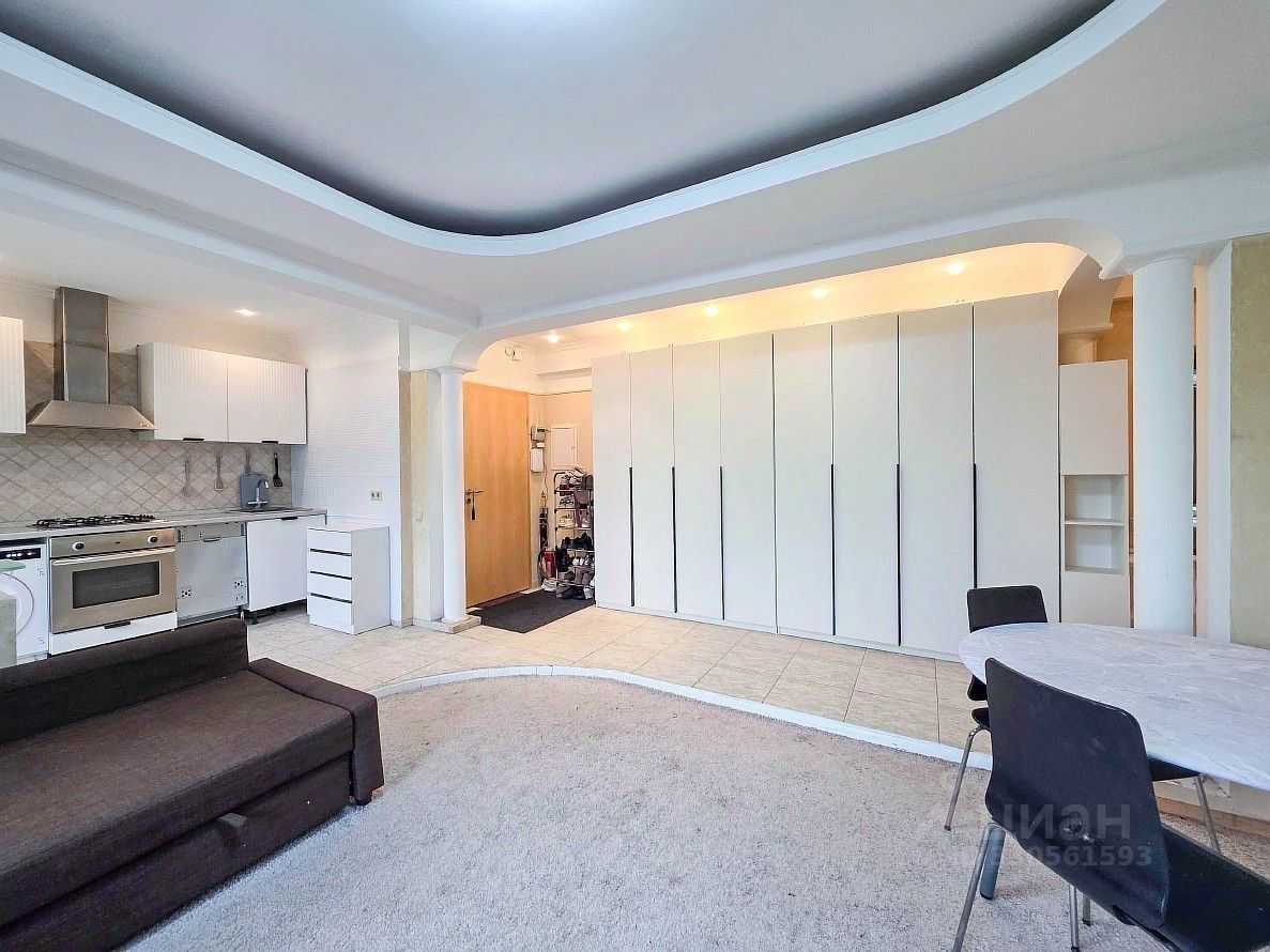 3-комнатная квартира, 65 м² — фотография 2
