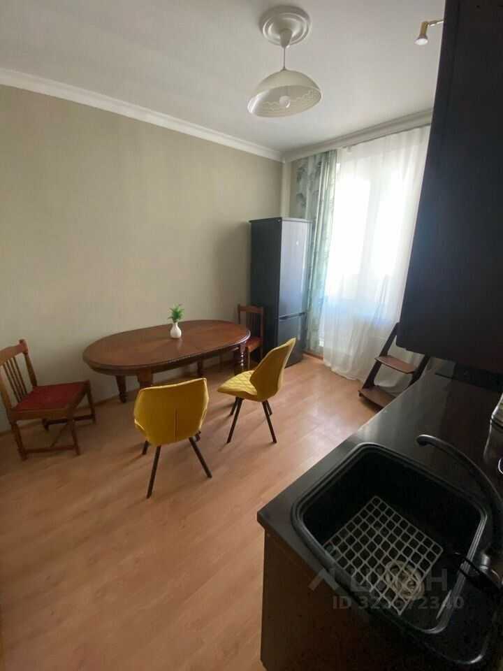 3-комнатная квартира, 84 м² — фотография 2