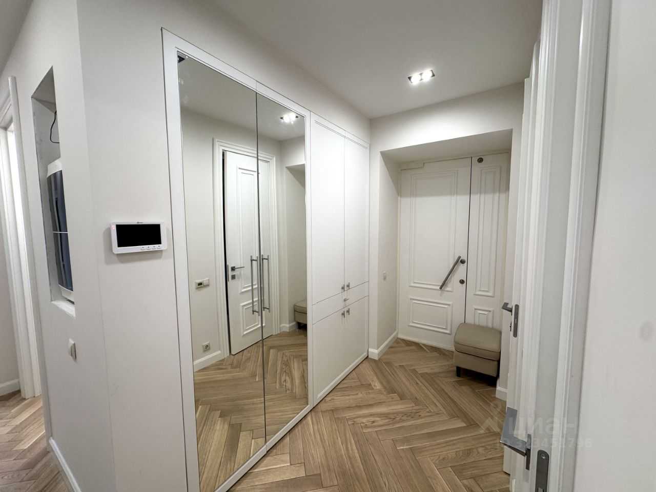4-комнатная квартира, 124,3 м² — фотография 2