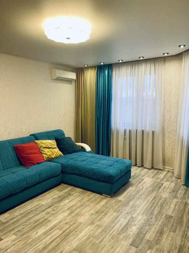 1-комнатная квартира, 42 м² — фотография 2