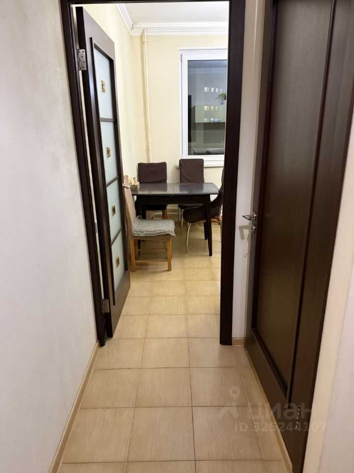 2-комнатная квартира, 65 м² — фотография 3