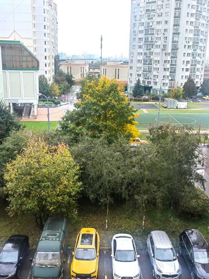 2-комнатная квартира, 58 м² — фотография 3