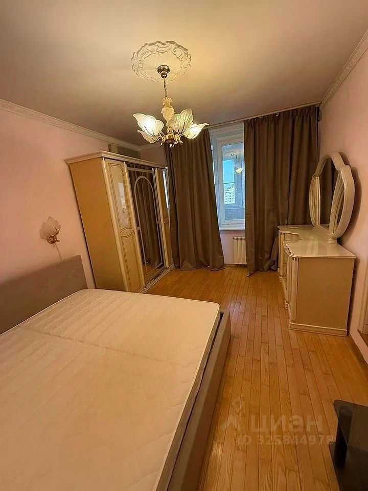 2-комнатная квартира, 67 м² — фотография 3