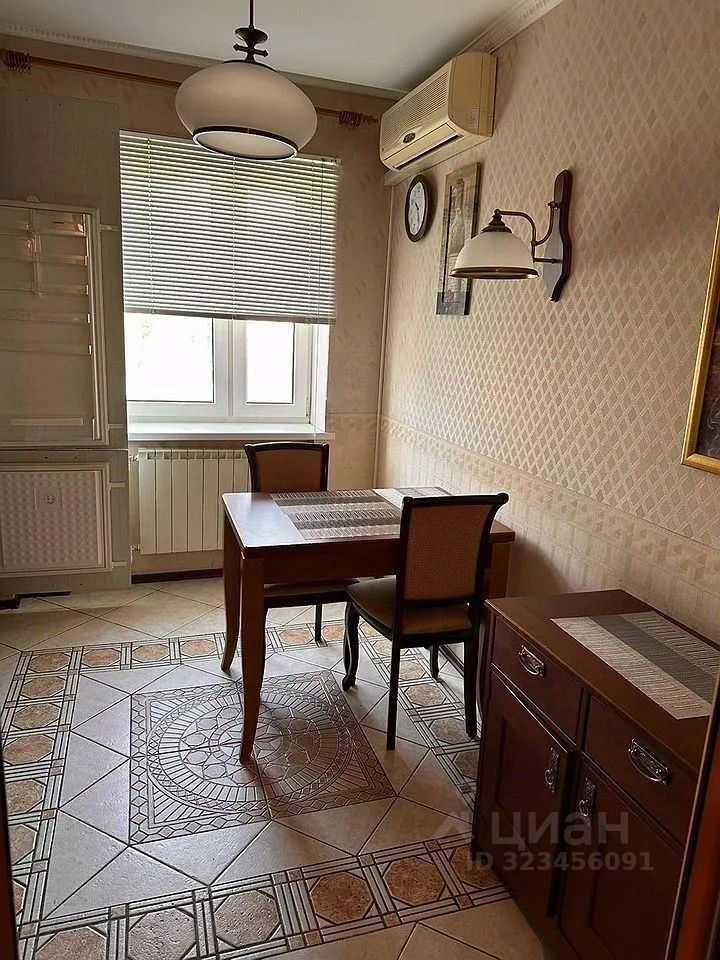 2-комнатная квартира, 57 м² — фотография 3